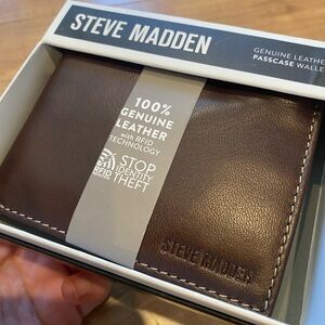 Steve Madden Brown Leather Wallet